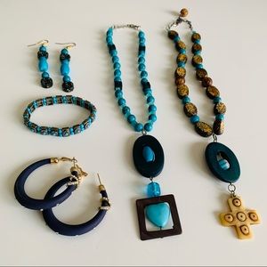 Set of jewelry blue